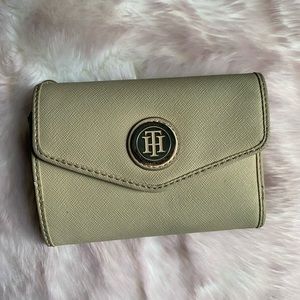 Tommy Hilfiger wallet